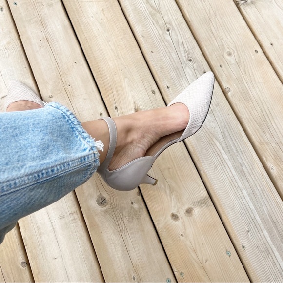 *SOLD* Clarks Artisan Slingback Heels Size 7 - Picture 6 of 9